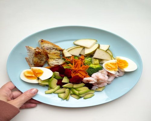 Fresh salad with colorful vegetables healthy diet